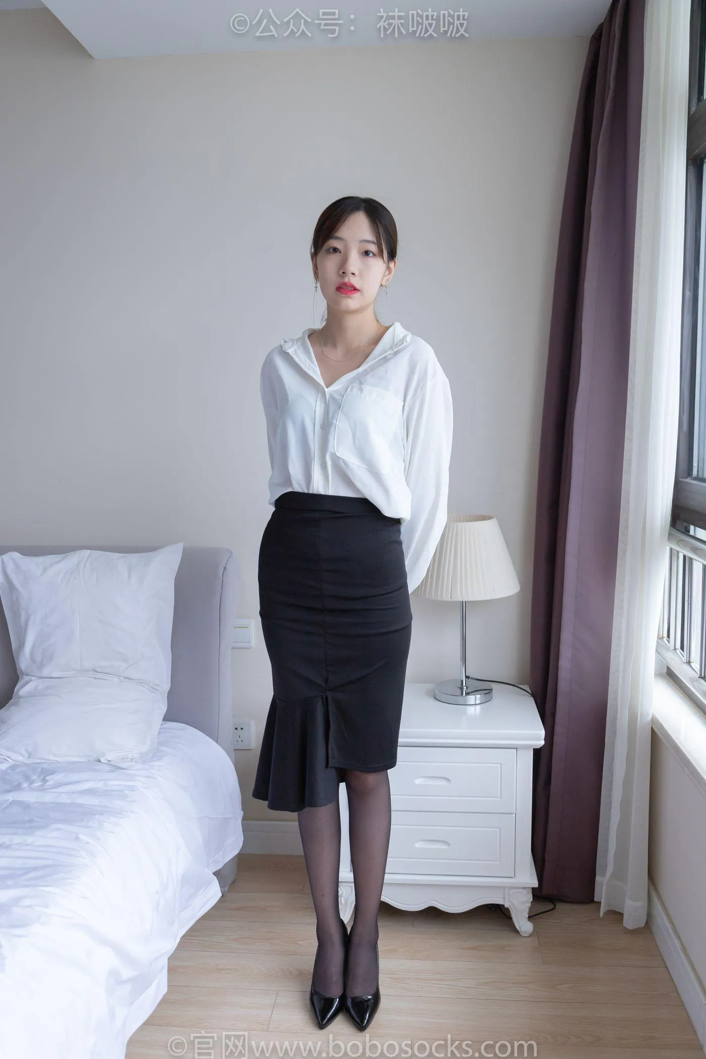 [BoBoSocks袜啵啵]NO.017 小甜豆-OL制服、高跟鞋、黑丝 [131P]插图6